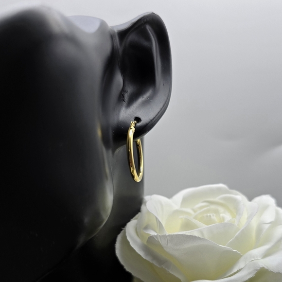 ❤️ Golden Huggie Hoop STERLING SILVER Earrings - Picture 3 of 3